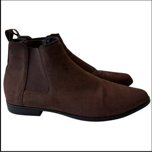 ASOS Design Chelsea Slip on Boots In Brown Suede‎  Size 15